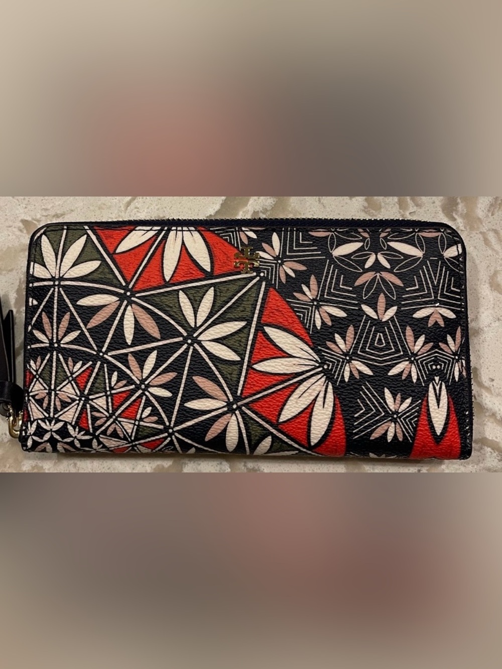 Tory Burch WalletFloral Geometric Zip Wallet - Black, Red & CreamGeometric